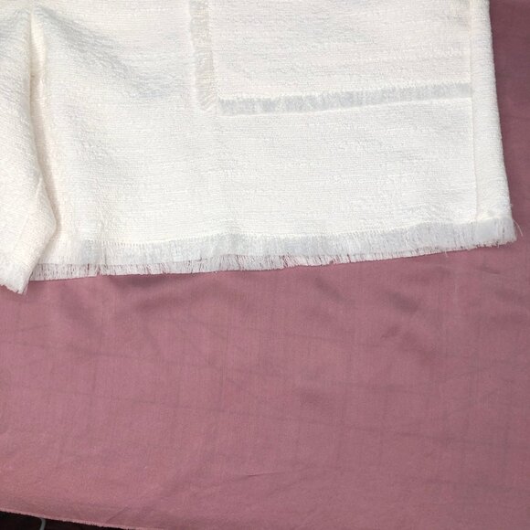 Size 12 NWT - Ann Taylor Off-White Fringed Tweed-Like Shorts - Picture 6 of 11